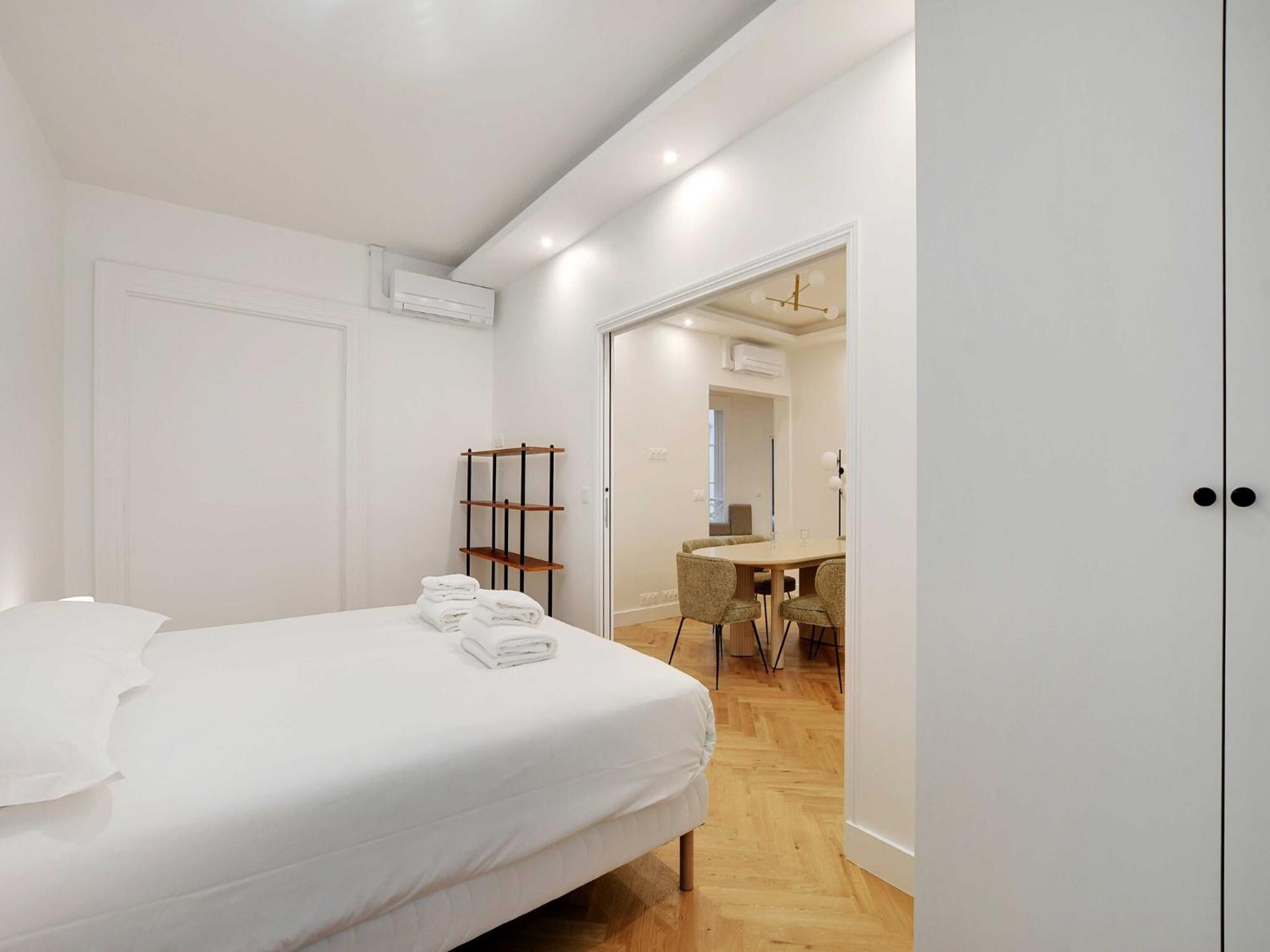 Elegant 3bdr 6p - Champs-elysees Apartment *