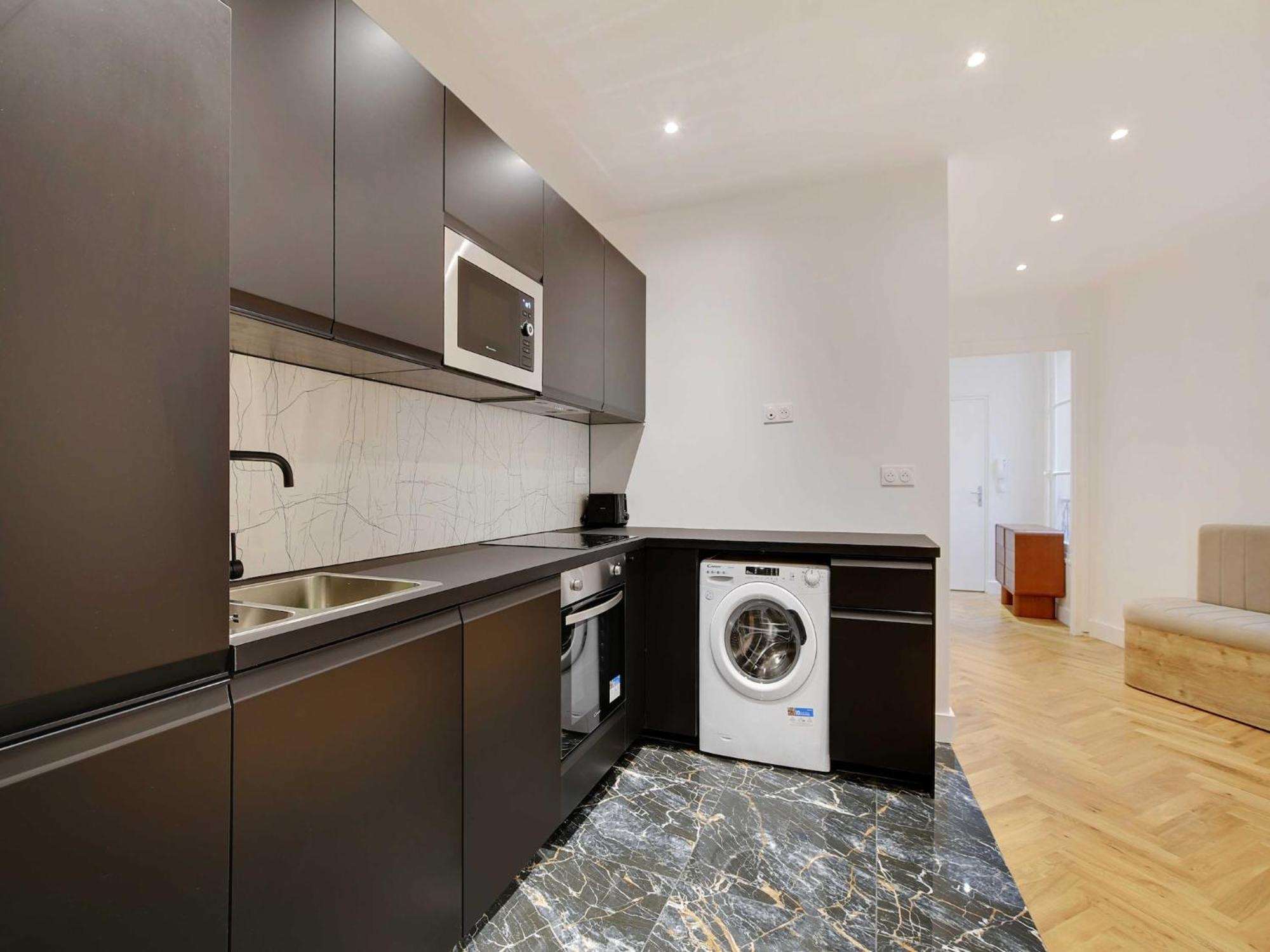 Elegant 3bdr 6p - Champs-elysees Apartment Paris